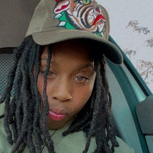 Meet your Posher, Chrissy